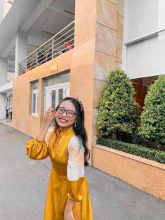 Chưa Tết mà Phương Mỹ Chi đã lên đồ với hàng loạt áo dài xinh lung linh