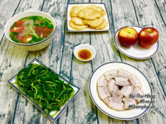 Cơm chiều hết veo với thịt ba chỉ luộc, canh chua cá ngần đưa cơm
