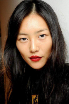 “Hô biến” mắt 1 mí ti hí trở nên to rõ, cuốn hút nhờ các bước makeup cơ bản