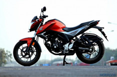 Honda CB Hornet 160R nhập khẩu Ấn Độ xin đánh giá