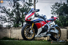 Honda CBR1000RR SP siêu khủng trong bản độ Racing Performance