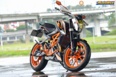 KTM Duke 390 độ siêu chất của biker Đài Loan