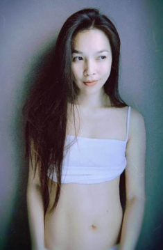Mới 17 tuổi, con gái Hiền Thục đã cao như người mẫu và dự đoán “xinh chẳng thua mẹ”