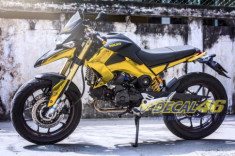 MSX độ phong cách Ducati Hypermotard và tem Chorme bóng loáng