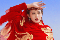 Mỹ nhân Tân Cương “lăm le” soán ngôi Địch Lê Nhiệt Ba vì sở hữu dung nhan tiên tỷ