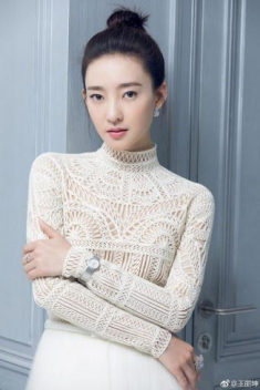 Ngẩn ngơ trước nhan sắc “nữ thần mặt mộc” Vương Lệ Khôn: Tiểu tam với quá khứ ê chề