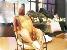 Nhờ bạn trai sinh viên y khoa chặt gà, cô gái choáng vì thành quả “bá đạo”