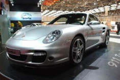  Porsche 911 Turbo mới - mạnh hơn, nhanh hơn 
