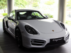  Porsche Cayman S có giá 4,07 tỷ đồng tại Việt Nam 