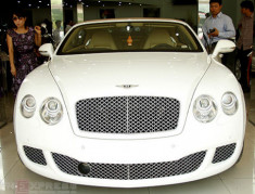  Siêu xe Bentley GTC Speed đầu tiên tại Việt Nam 