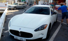  Siêu xe độc Maserati xuất hiện trên phố 