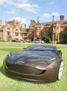 Sinh viên thiết kế siêu xe Aston Martin 