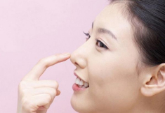 Thế giới bây giờ đảo điên thật rồi: Tưởng lòi sụn sau nâng mũi, tháo ra lại... chẳng phải sụn?