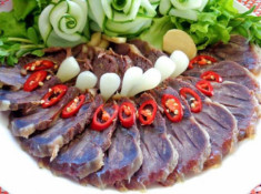 Vợ đảm làm món bắp bò ngâm mắm ngon “quên sầu” đảm bảo chồng chỉ ở nhà ngày Tết