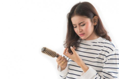 Dùng dầu gội kích thích mọc tóc có phải giải pháp cứu cánh dành cho nàng có mái tóc mỏng