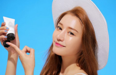 Ở nhà cũng cần thoa kem chống nắng: Còn điều gì nàng chưa biết, hãy cùng kiểm tra xem!