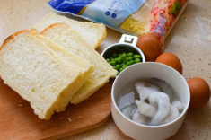 Còn thừa vài lát bánh mì, làm ngay món ngon này khiến chồng con ăn xong tưởng pizza