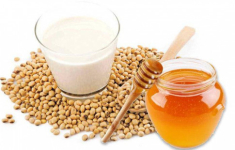 Mật ong cực tốt nhưng có những thứ tưởng vô hại lại không thể ăn chung kẻo hối hận