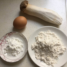 Nấm đùi gà tẩm bột: Ăn chơi cũng được mà ăn chính càng ngon