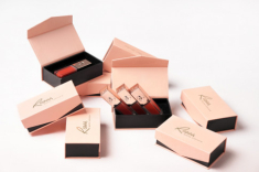 Roses Matte Lipstick – thỏi son hot cho những ngày hè nóng nực