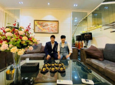 Ca sĩ Lương Gia Huy đến thăm biệt thự 20 tỉ của Quang Hà, bước vào mà bất ngờ!