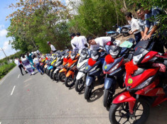 Các biker đi Winner 150 cùng nhau tham gia rước dâu tại Bạc Liệu gây sự chú ý