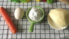 Không nấu canh, vợ đem khoai tây, cà rốt làm bánh được món ngon bất ngờ chỉ trong 5 phút