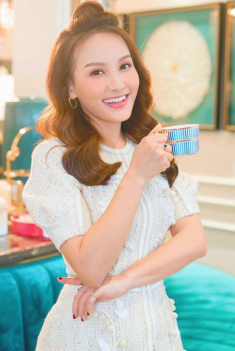 Tưởng Bảo Thanh tiêm filler nên mặt sưng, hoá ra là do thói quen xấu nàng hay mắc