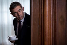 “Vua hài” Mr Bean tái xuất ấn tượng trong phim “Johnny English”