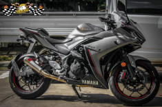 Yamaha R3 trong bản độ đầy mạnh mẽ đậm chất thể thao