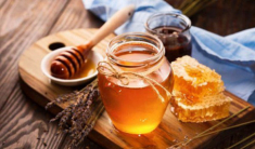 6 cách dưỡng da bằng mật ong hiệu quả tốt hơn cả uống collagen hàng ngày