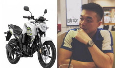 Chàng trai Malaysia bị bạn gái bỏ vì đi xe máy