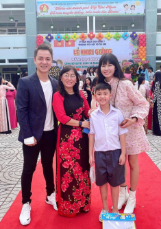 Học trường công quá sướng, phụ huynh giàu vẫn thi nhau cho con vào: lý do ai cũng gật gù