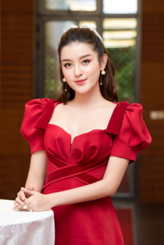 Lọt top 100 gương mặt đẹp nhất thế giới, Huyền My bật mí cách chăm sóc bản thân mỗi ngày