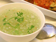 Mẹ nấu cháo hàu cho bé theo cách này đảm bảo bé hết biếng ăn
