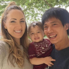 Trai quê có con với cô gái Tây, sang Mỹ ở rể làm ngay quản lý công ty bố vợ