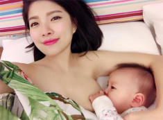 Cứ cho con bú là bố chồng đến đứng bên cạnh, nàng dâu 9X bất lực vì chồng không tin