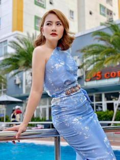 Dáng nuột sao lên đồ thấy “sai sai”, Ngọc Lan phát tướng vì chọn 2 kiểu đầm siêu lộ bụng