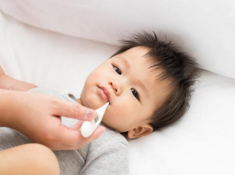 Mẹ đừng quên những điều này để chăm bé yêu khỏe mạnh, không lo ốm vặt mùa lạnh