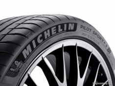 Cách lắp lốp Michelin đúng chiều
