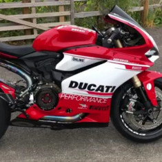 Đánh thức quái vật DUCATI 1299 PANIGALE