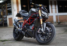 Ducati Streetfighter 1098s-bản độ hâm nóng tên tuổi gã ‘chiến binh đường phố’