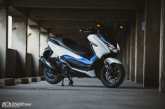 Honda Forza 300 2018 Premium Scooter với công nghệ tiên tiến, thiết kế mới hấp dẫn giá 119 triệu VND