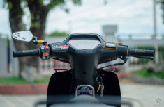 Wave độ đôi chân đắt giá khiến người xem đứng hình của biker Quảng Trị