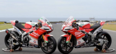 Aprilia RSV4 WSBK 2018 có gì khi được bán lại với giá 1 tỷ 7 VND?