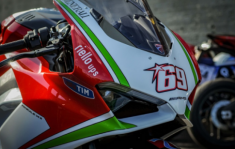 Ducati Panigale V4 - Hayden Tribute phiên bản đặc biệt từ đại lý với giá hơn 1.5 tỷ