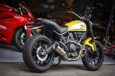 Ducati Scrambler Icon nổi bật với những tình tiết trang bị