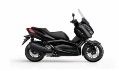 [EICMA 2018] Ra mắt phiên bản đặc biệt Yamaha X-Max300 ‘Iron Max’ nhấn mạnh sự sang trọng, mạnh mẽ