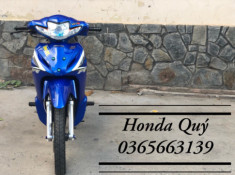 Honda Wave 110i cực chất giữa lòng Sài Thành