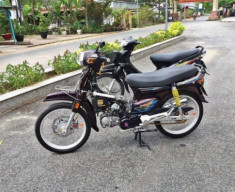 Mãn nhãn với Honda Dream được lột xác bằng dàn combo hiện đại